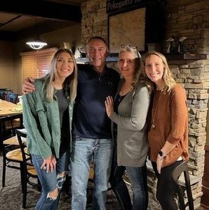 Meet your Posher, Juli